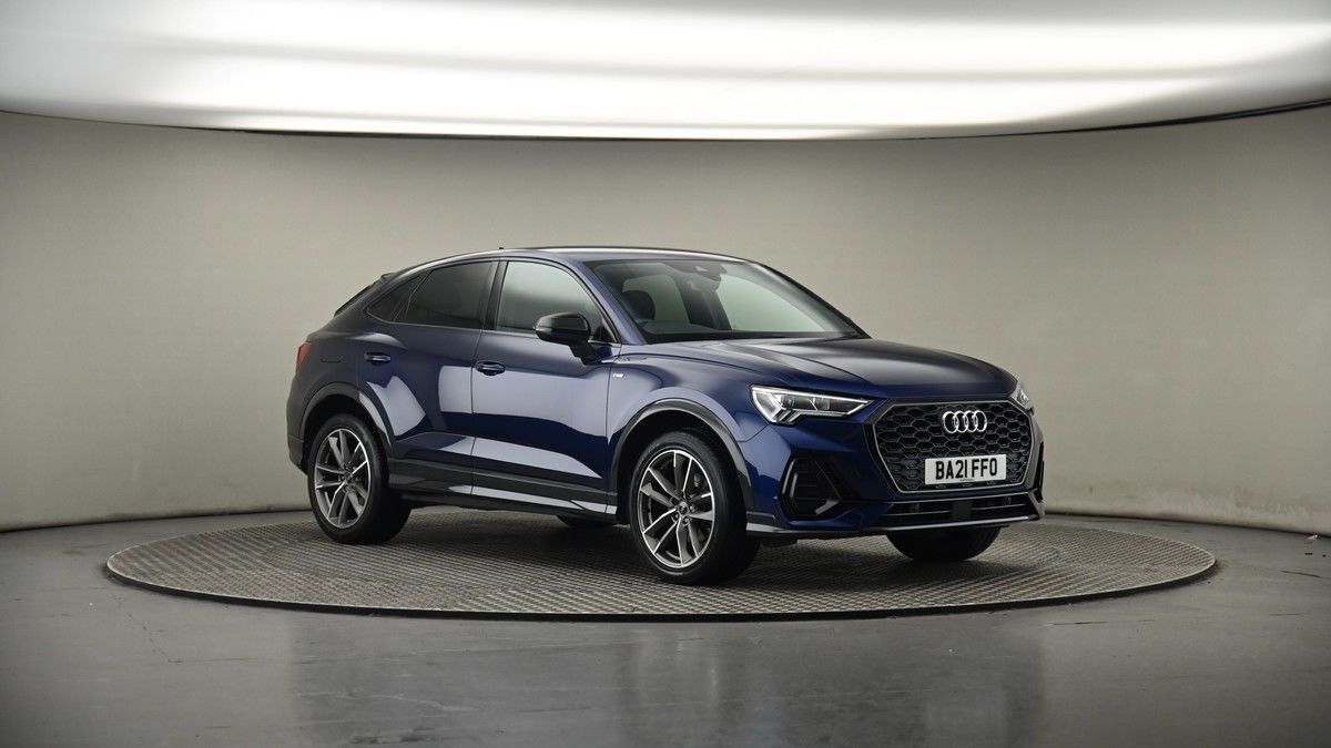 More views of Audi Q3