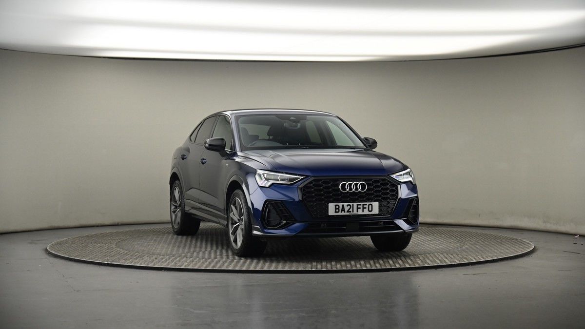 More views of Audi Q3