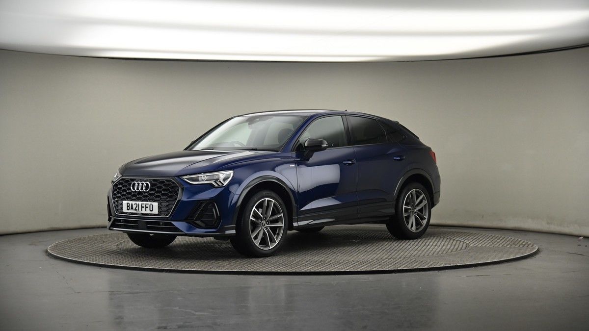 More views of Audi Q3