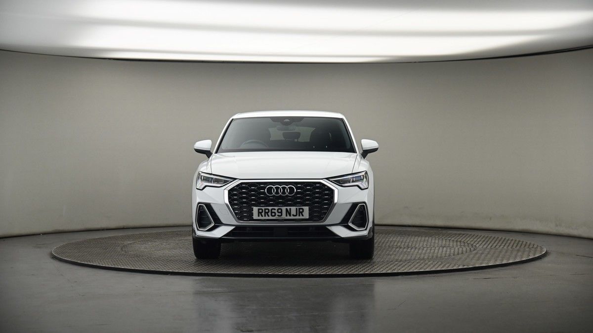 More views of Audi Q3