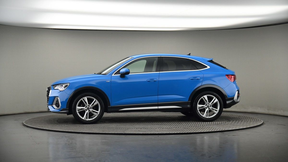 More views of Audi Q3