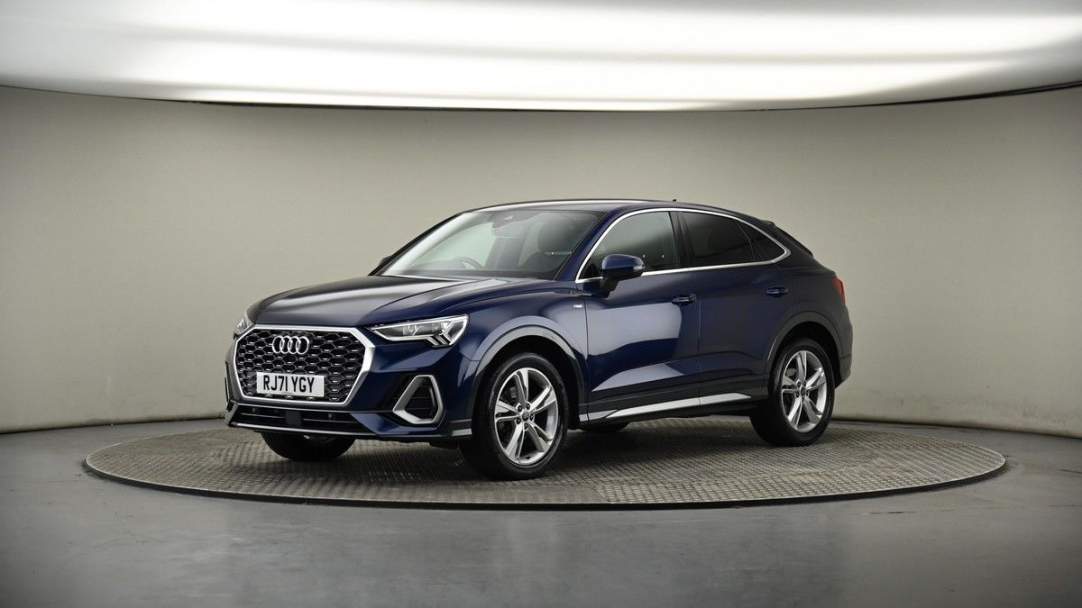 More views of Audi Q3