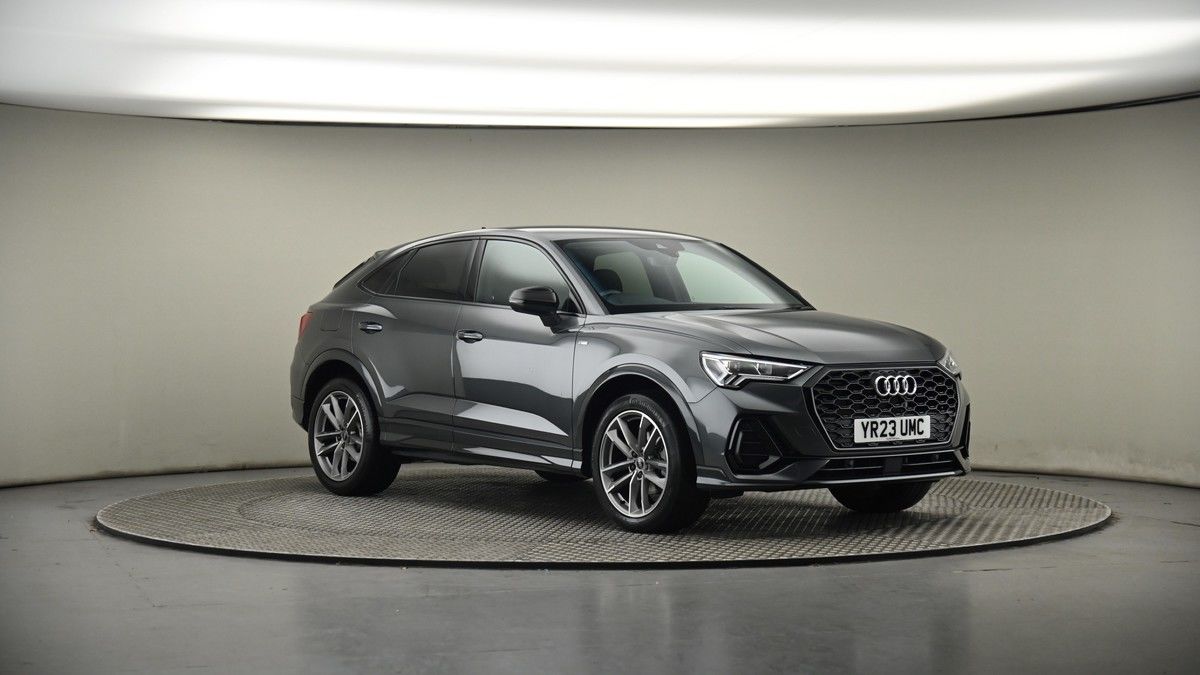 More views of Audi Q3