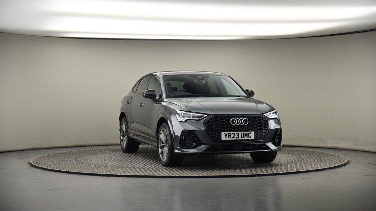 More views of Audi Q3