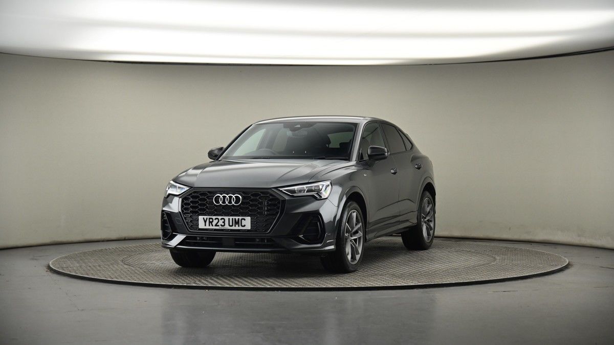 More views of Audi Q3