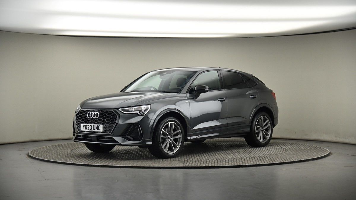 More views of Audi Q3