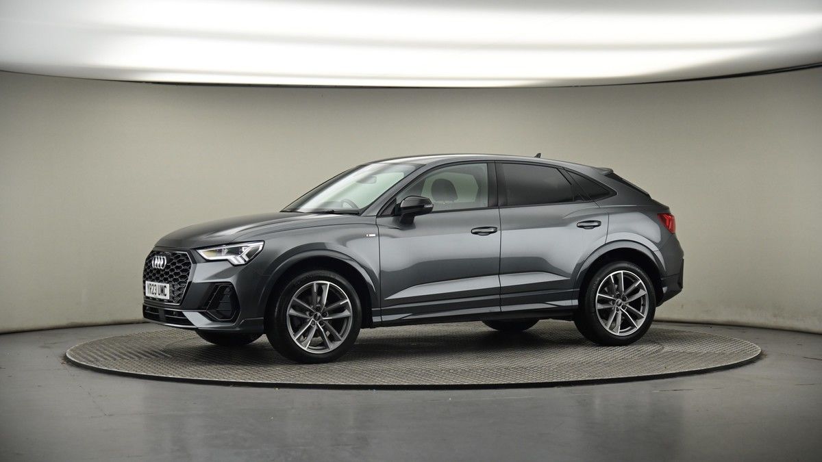 More views of Audi Q3