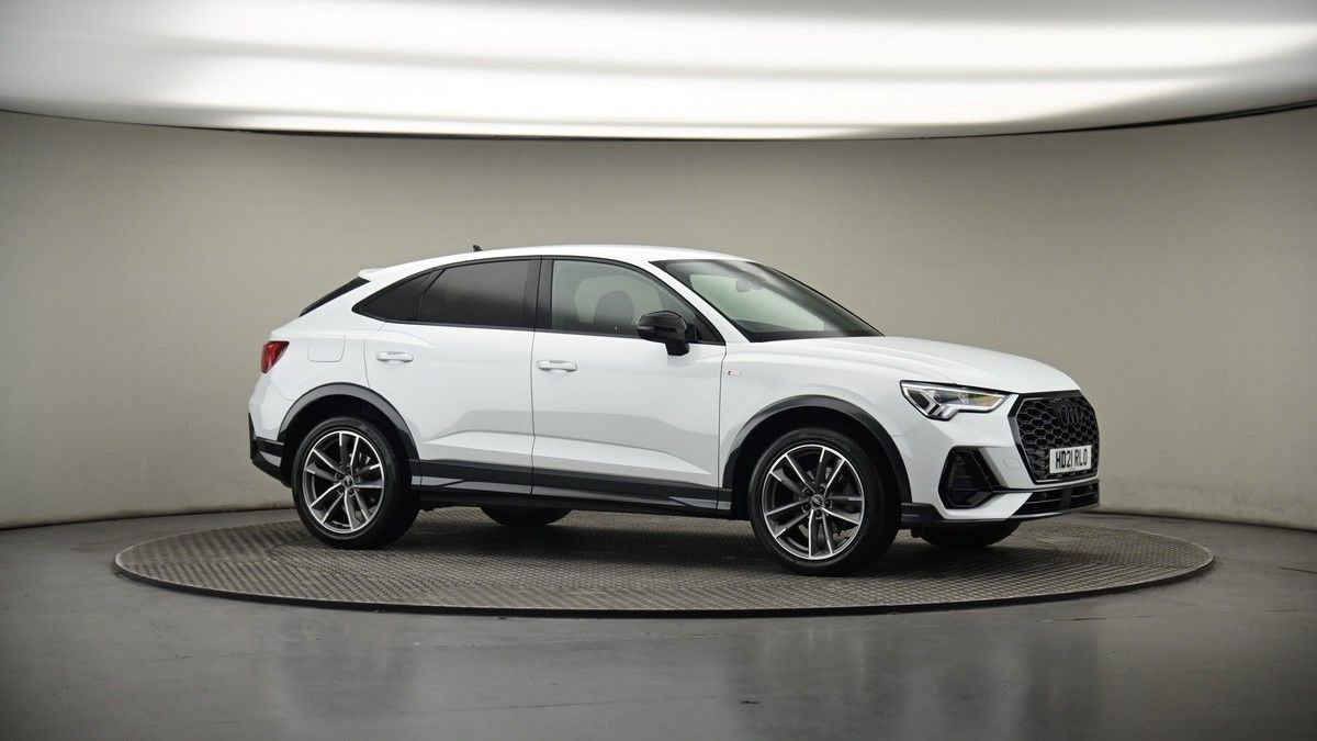 More views of Audi Q3