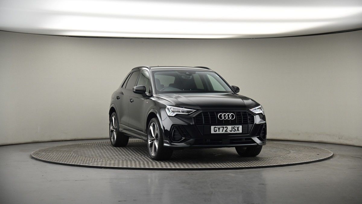 More views of Audi Q3