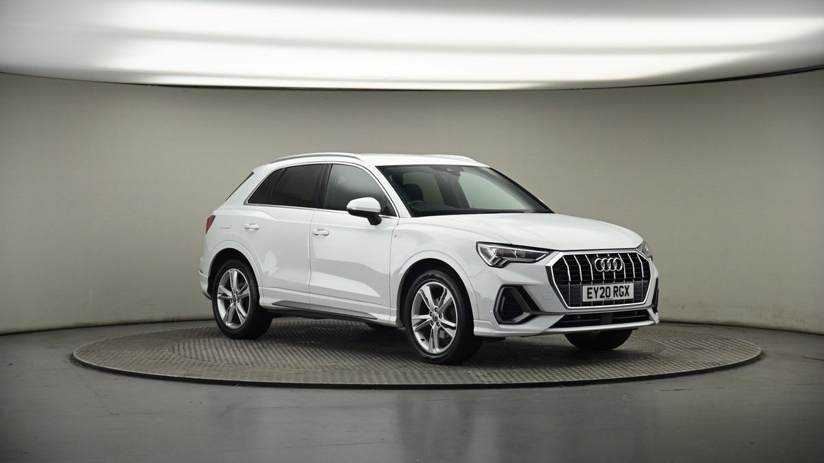 More views of Audi Q3