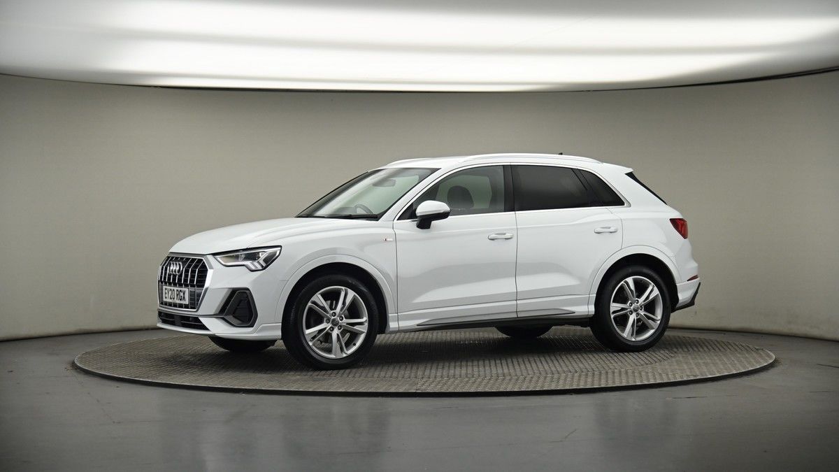 More views of Audi Q3