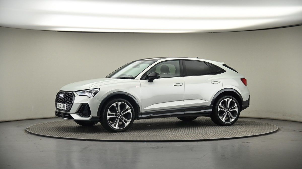 More views of Audi Q3