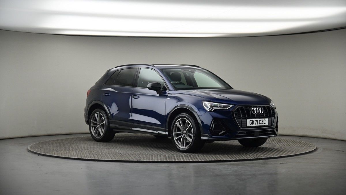 More views of Audi Q3