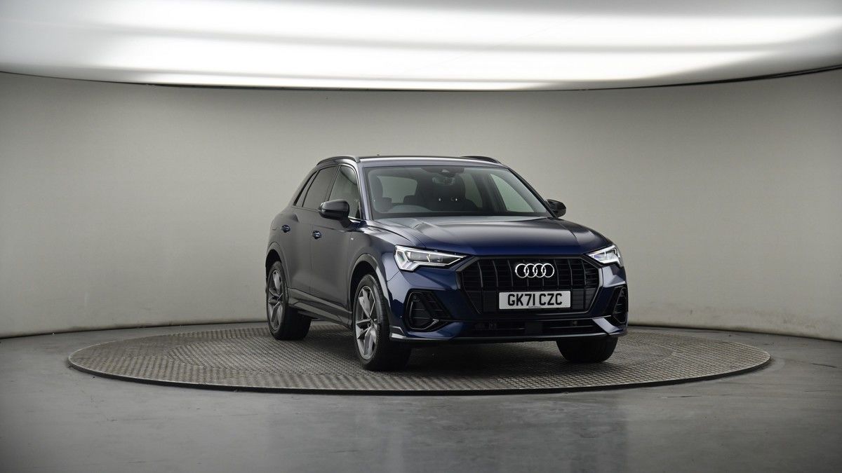 More views of Audi Q3