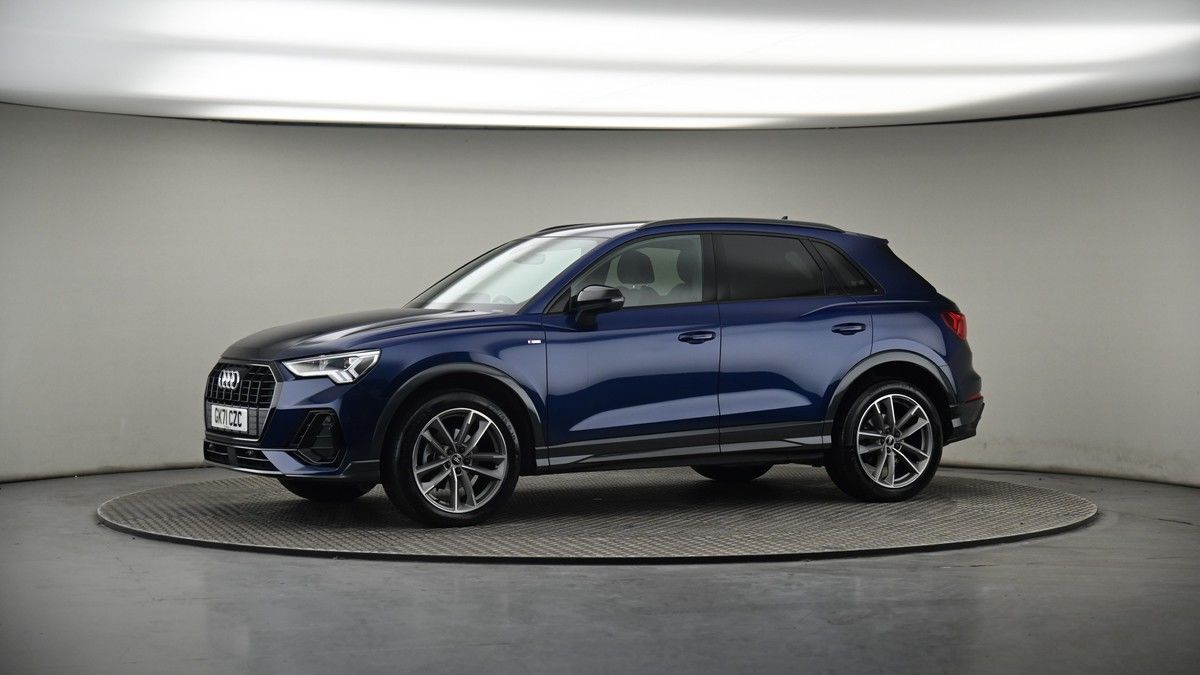 More views of Audi Q3