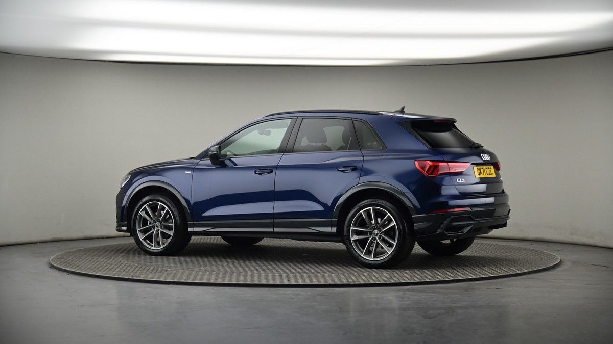 More views of Audi Q3