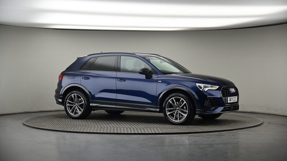 More views of Audi Q3