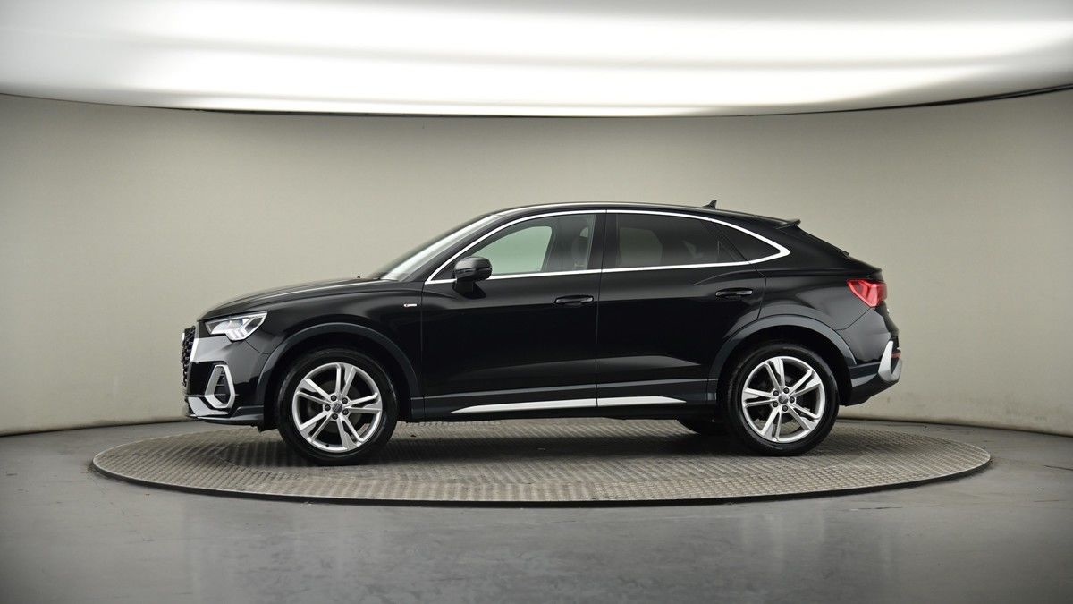 More views of Audi Q3