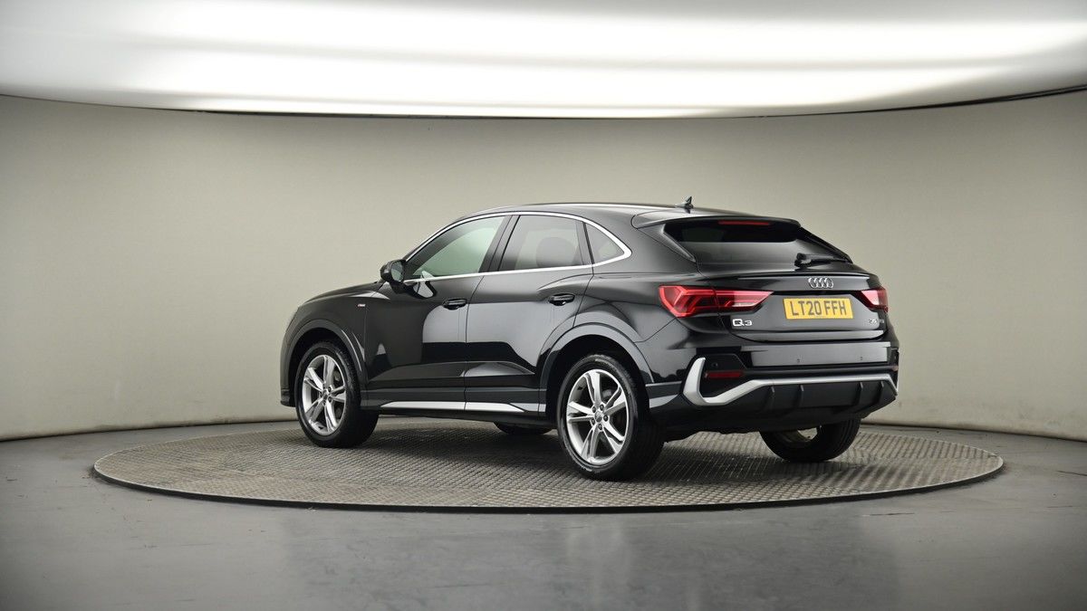 More views of Audi Q3