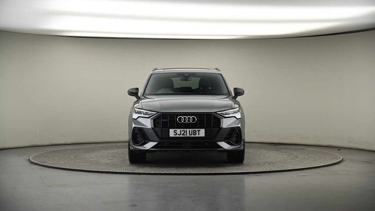 Audi Q3 Image 36