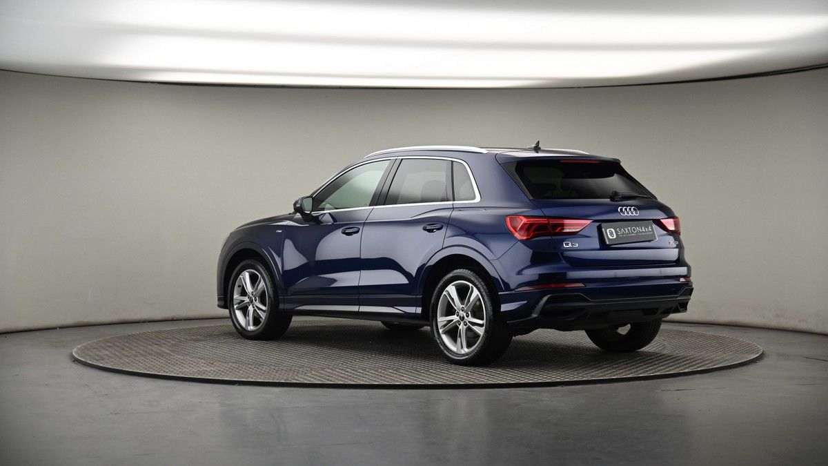 More views of Audi Q3