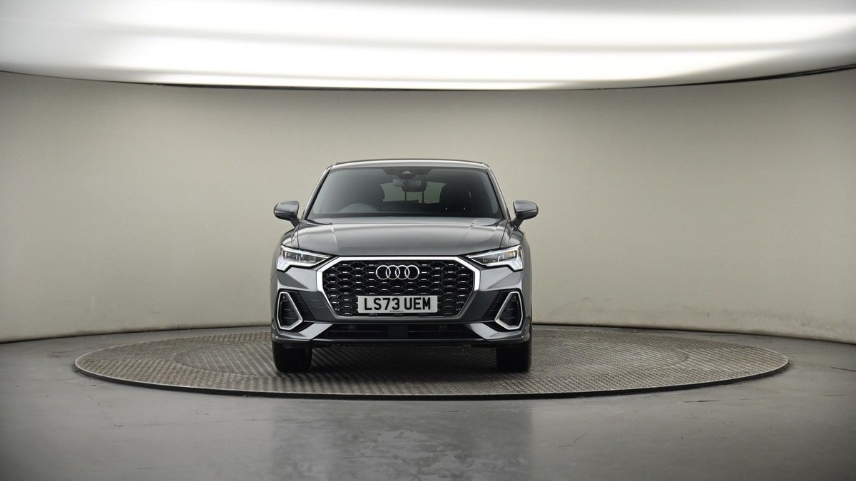 More views of Audi Q3