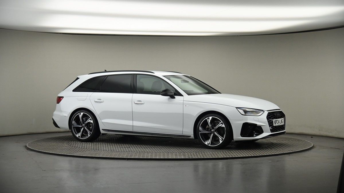 Audi A4 Avant Image 6