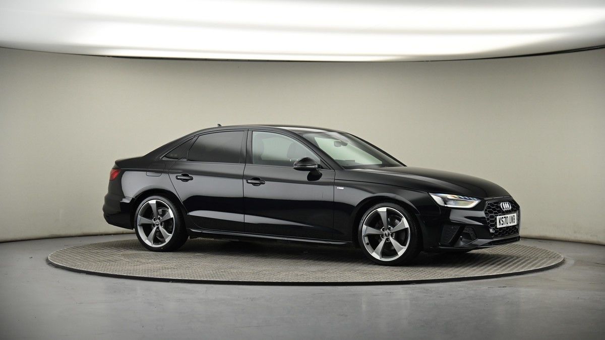 Audi A4 Image 6