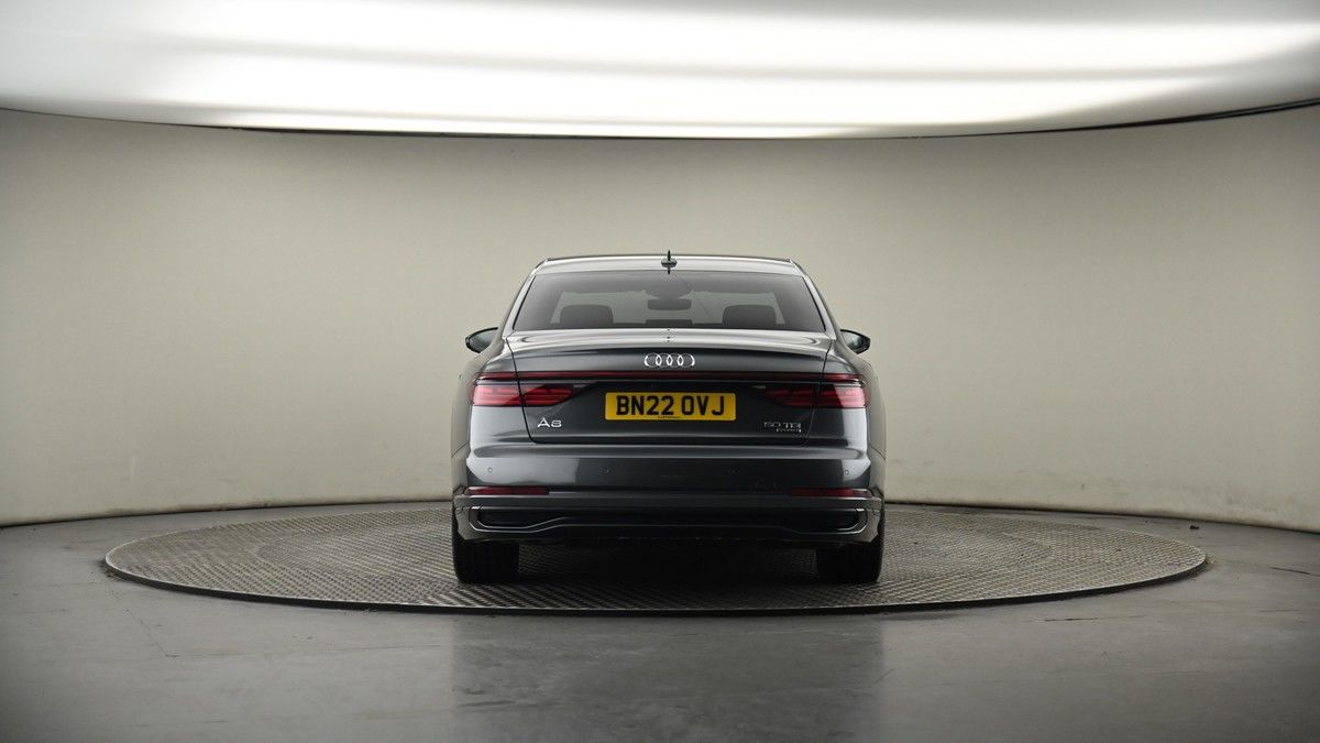 Audi A8 Image 17