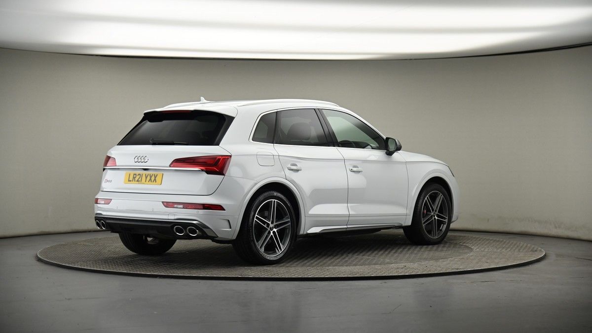 More views of Audi SQ5