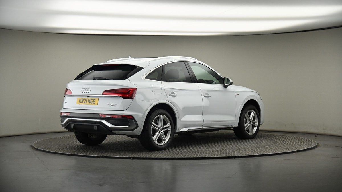 Audi Q5 Image 7