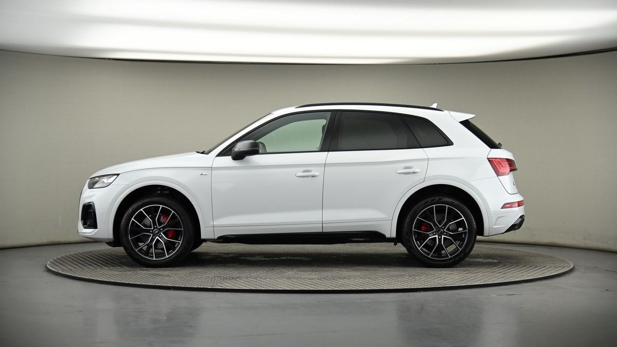 Audi Q5 Image 18