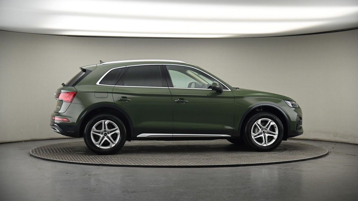 More views of Audi Q5