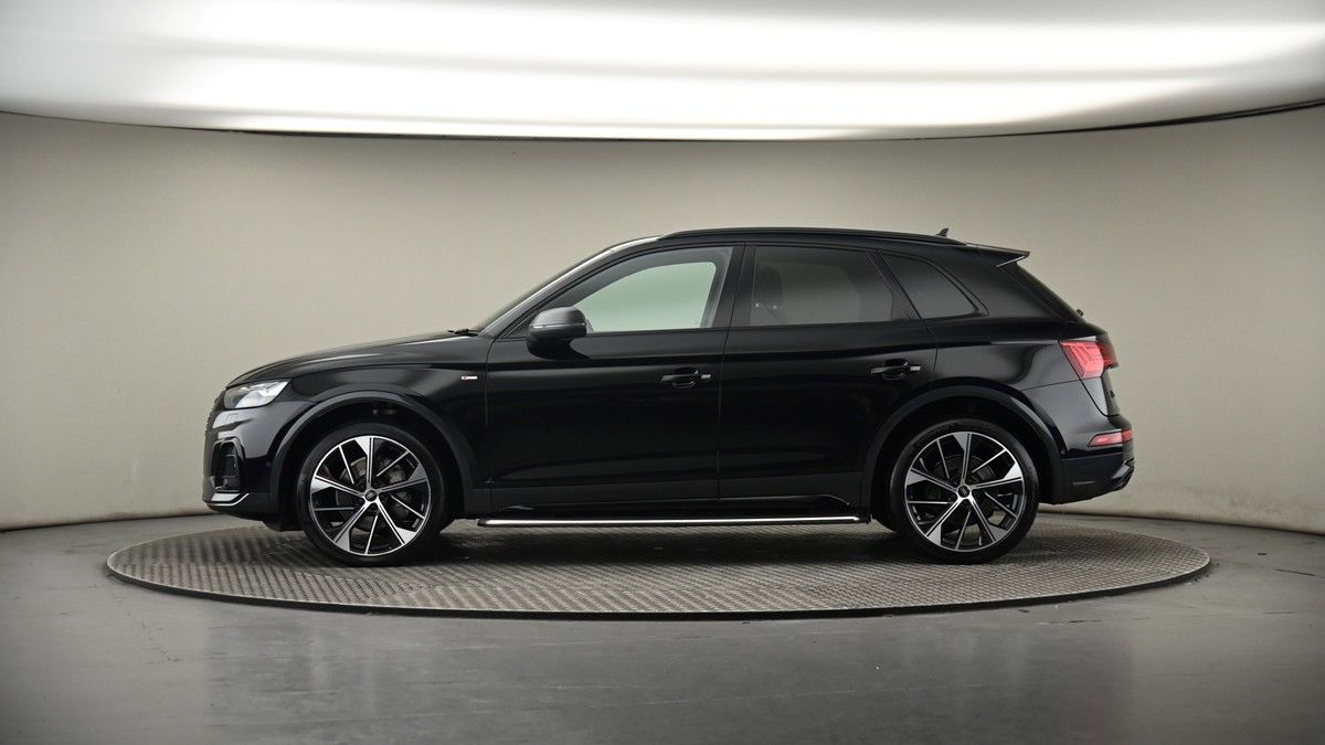 More views of Audi Q5