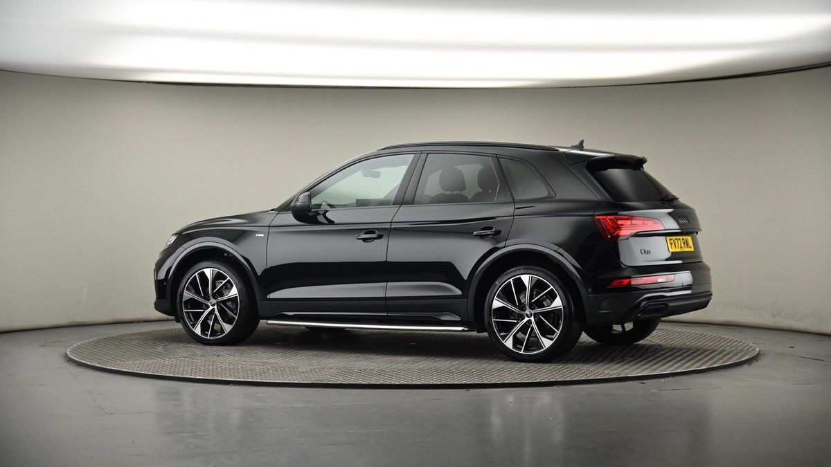 More views of Audi Q5