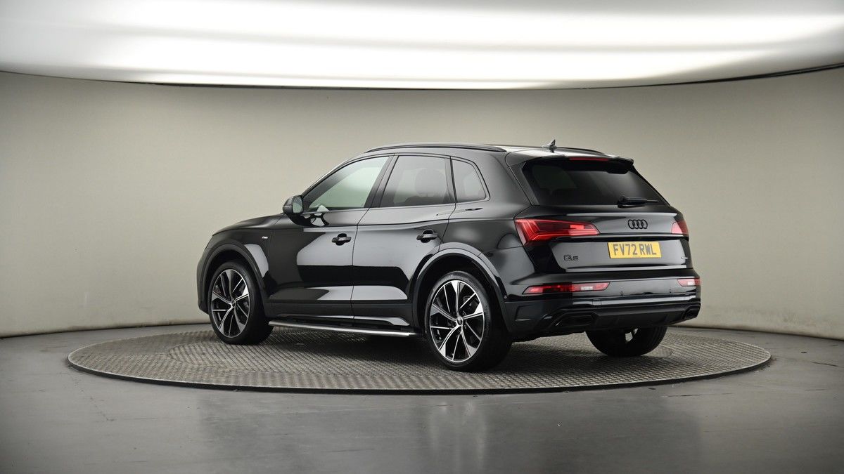 More views of Audi Q5