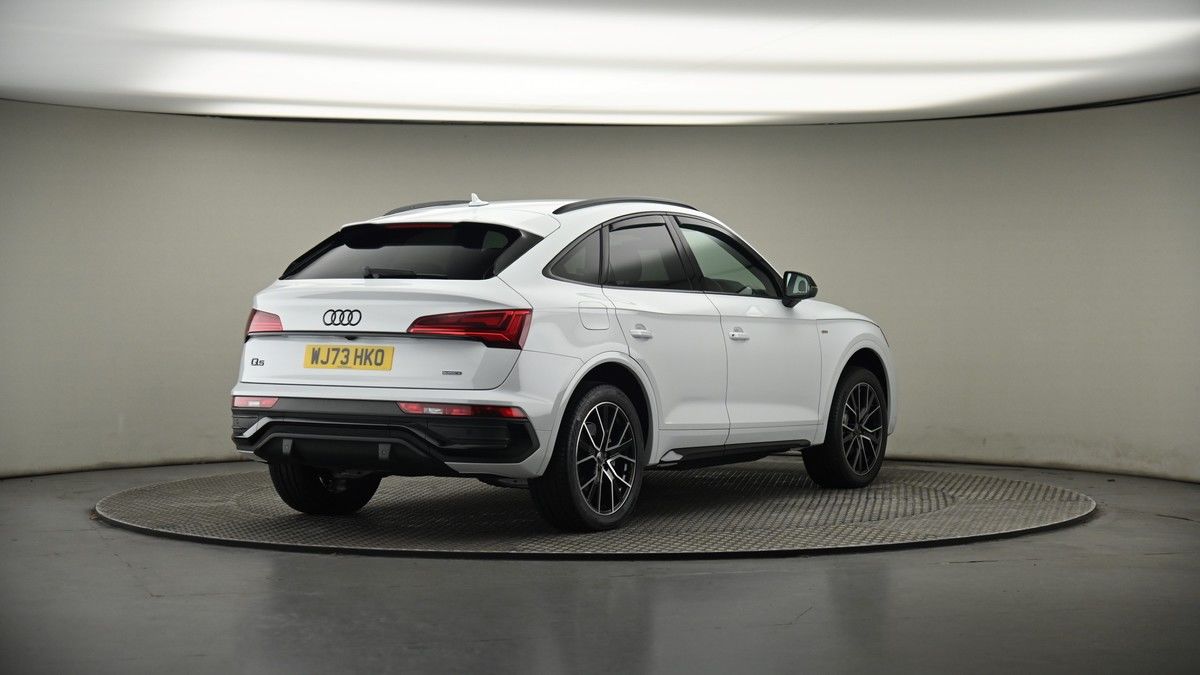 Audi Q5 Image 7