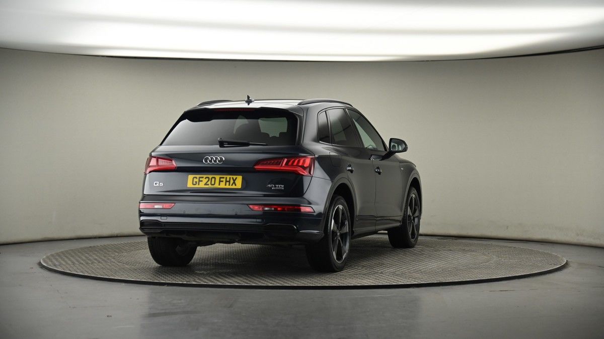 More views of Audi Q5