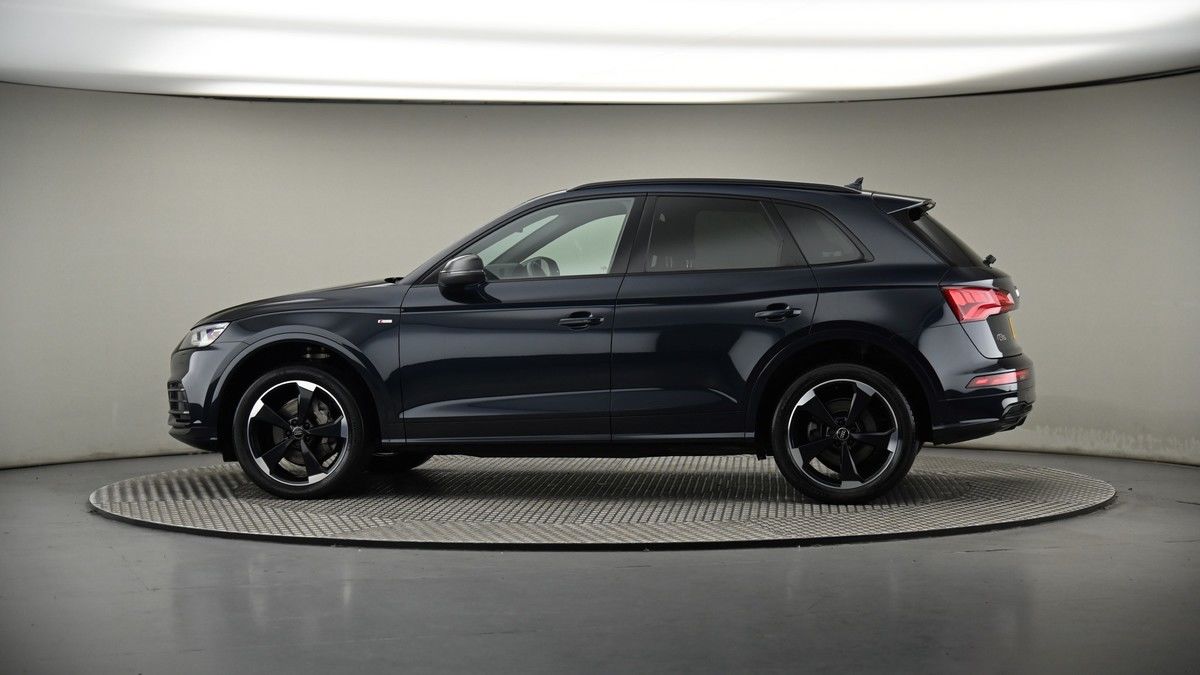 More views of Audi Q5