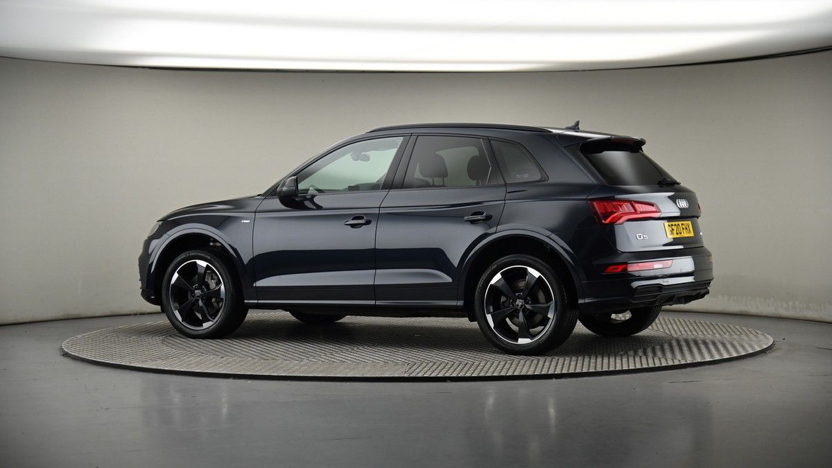 More views of Audi Q5