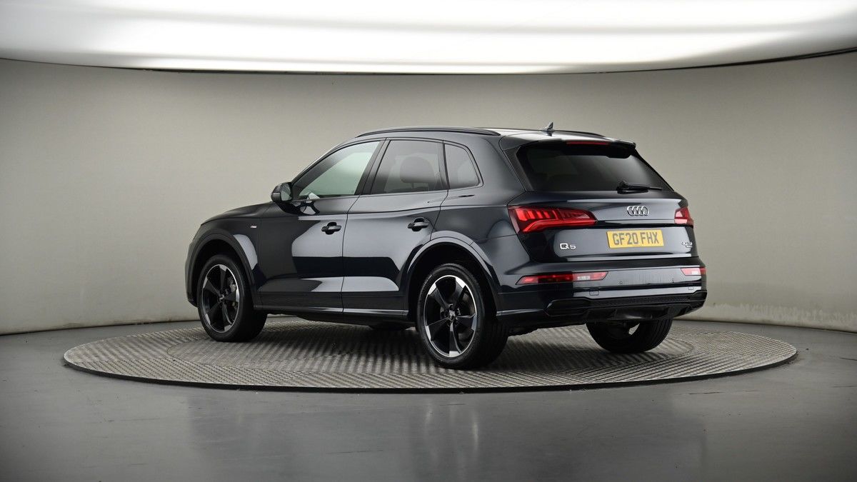 More views of Audi Q5