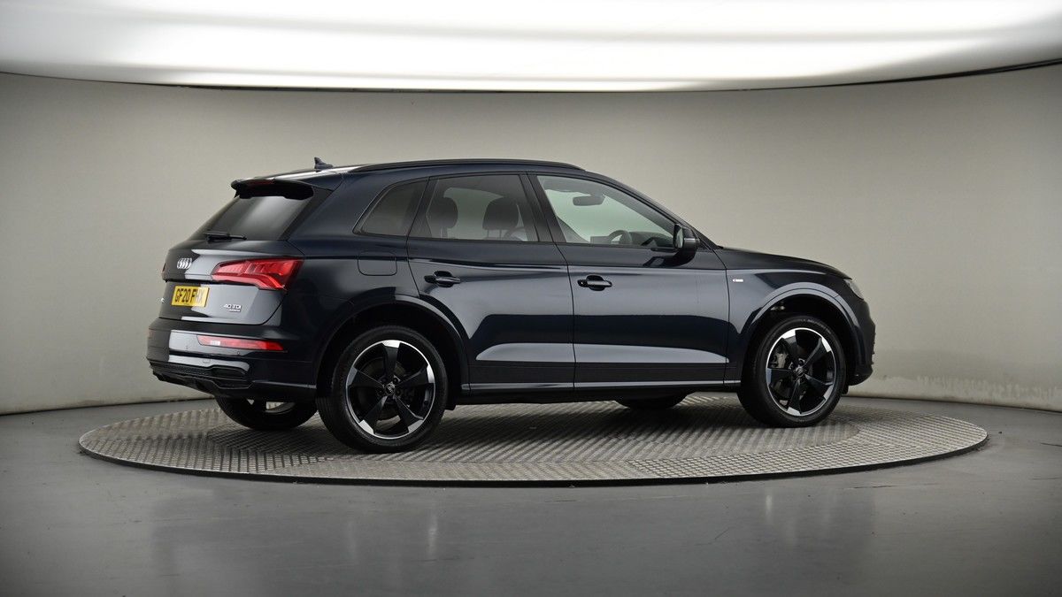 More views of Audi Q5