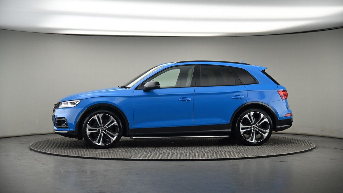 More views of Audi SQ5