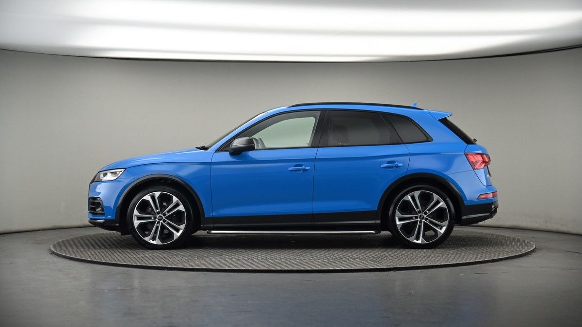 More views of Audi SQ5