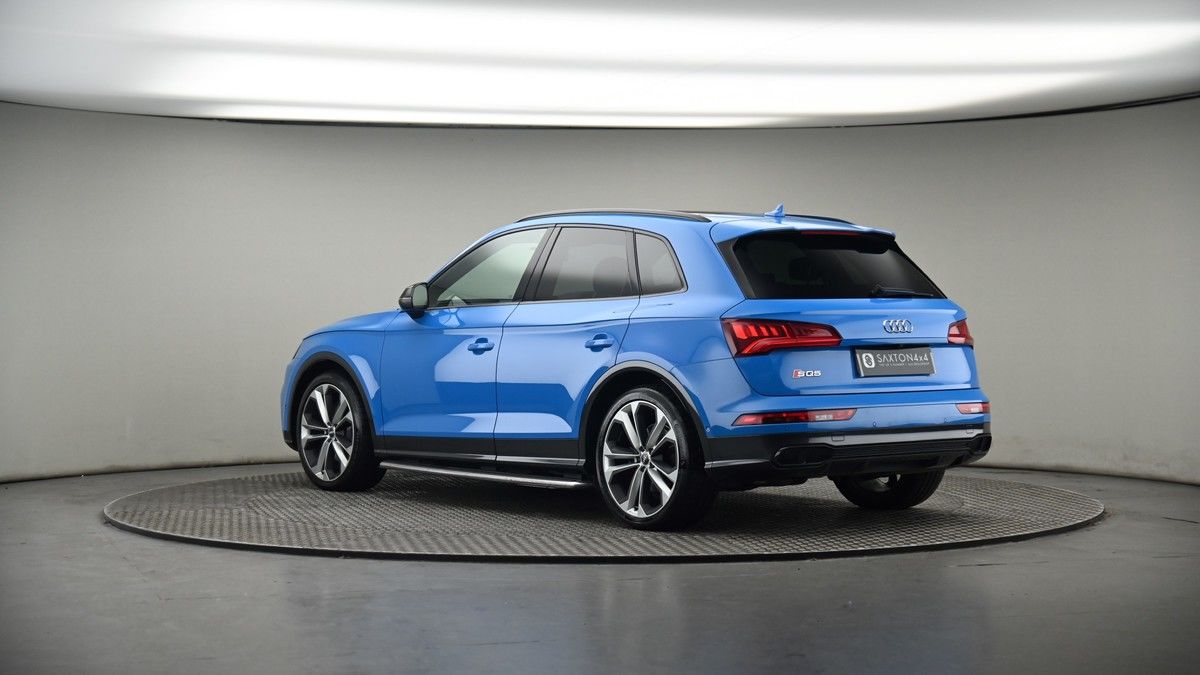 More views of Audi SQ5