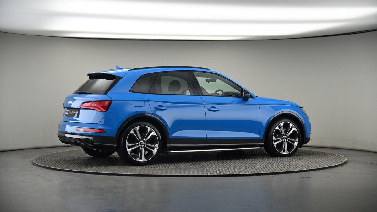 More views of Audi SQ5