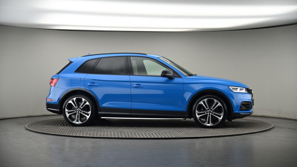 More views of Audi SQ5