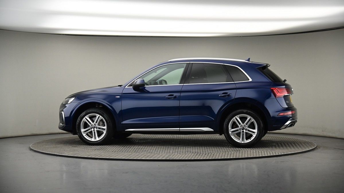 More views of Audi Q5