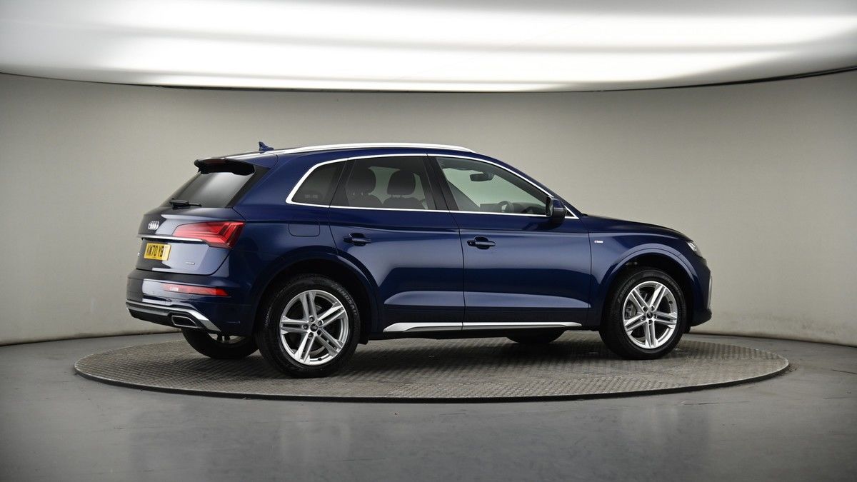 More views of Audi Q5