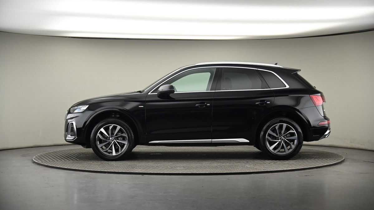 Audi Q5 Image 19